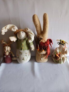 Lot of 4 Vintage Bunny Family Doorstops